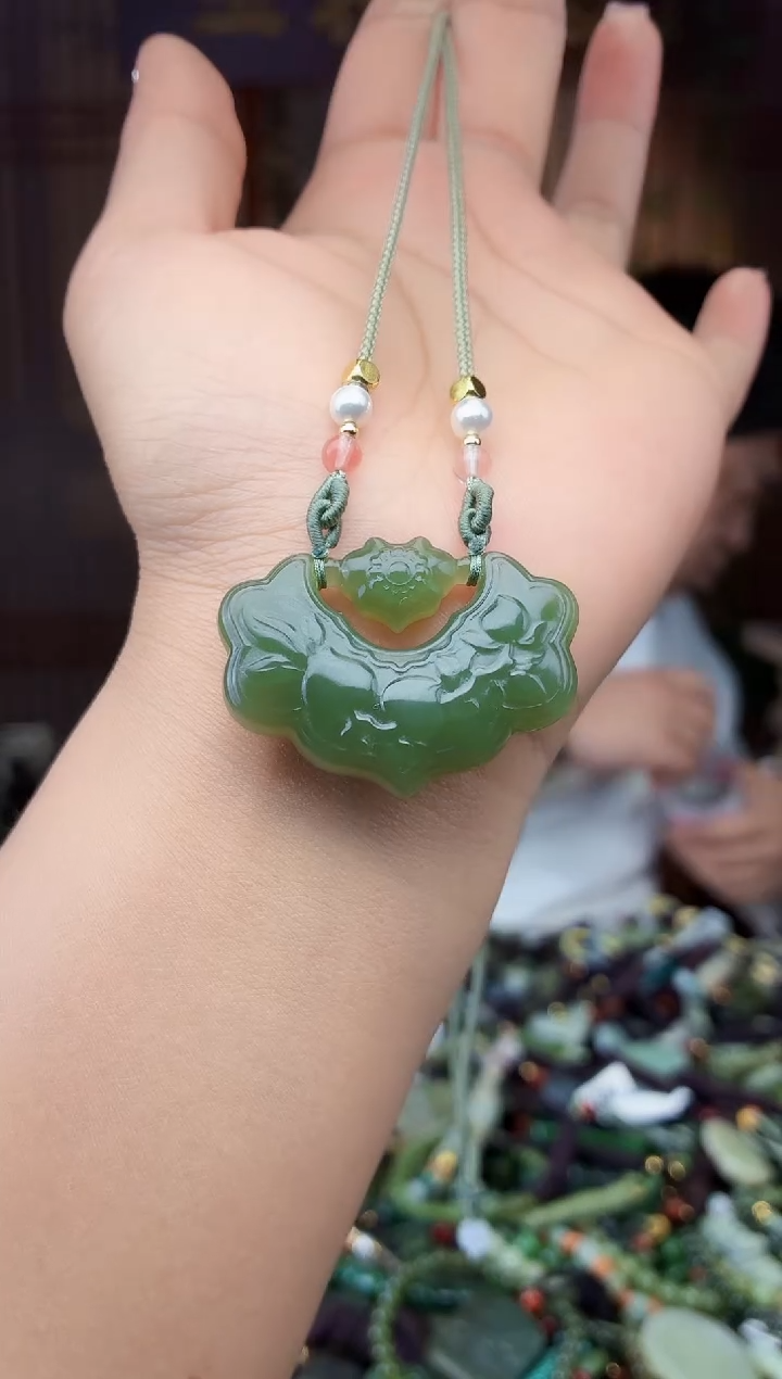 颈饰未镶嵌和田玉多样性发货拍一发一