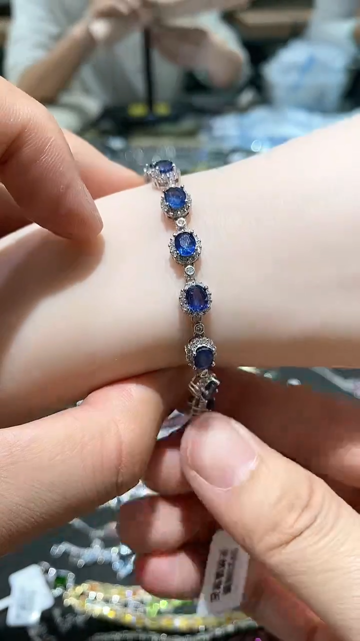 【闪购商品】蓝宝石手链银S925镶嵌手链
