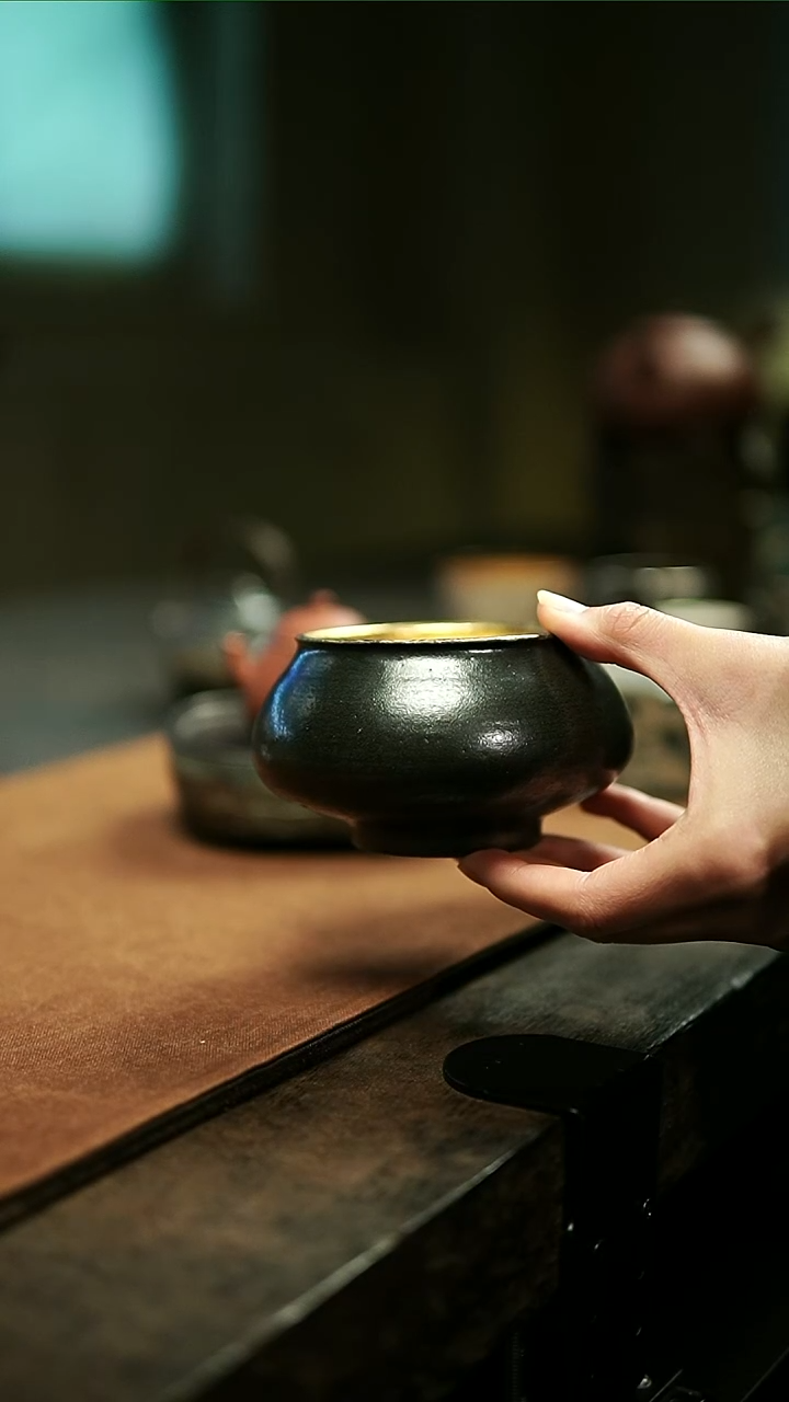 【闪购商品】松风舍黑金陶泥建水