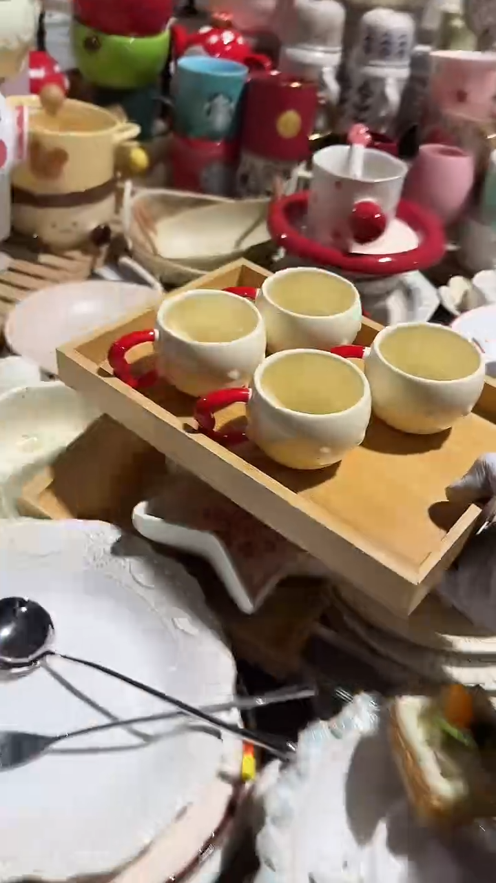 陶瓷4个小杯子微瑕 凑满20元包邮