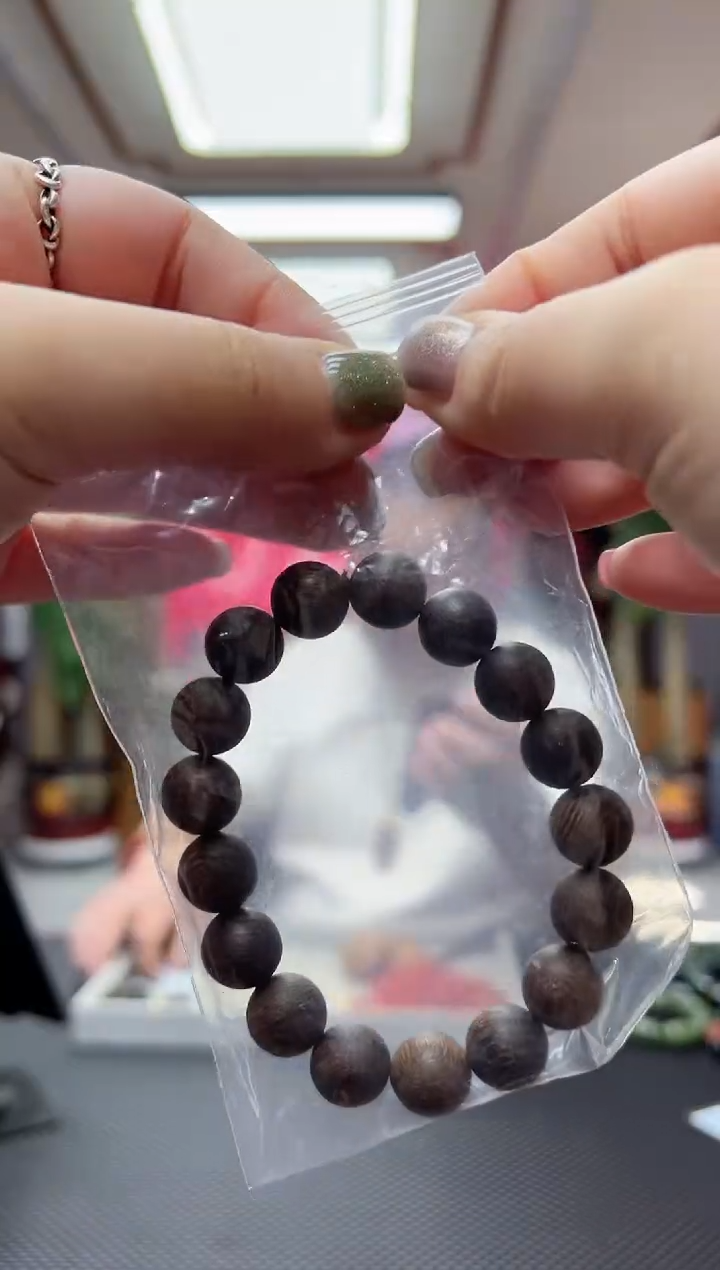 【闪购商品】石英质玉手串未镶嵌多样性发货其中发一