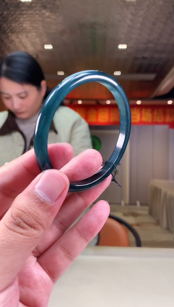 【闪购商品】翡翠手镯未镶嵌        *762