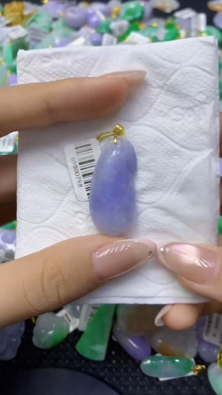 颈饰18K金镶嵌翡翠天然缅甸翡翠A货