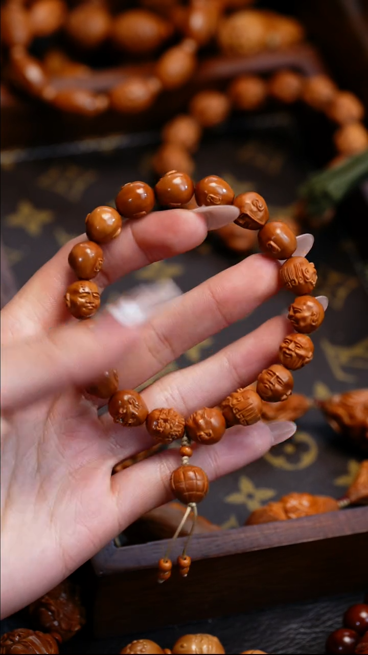 【闪购商品】橄榄核吊坠苏工橄榄核