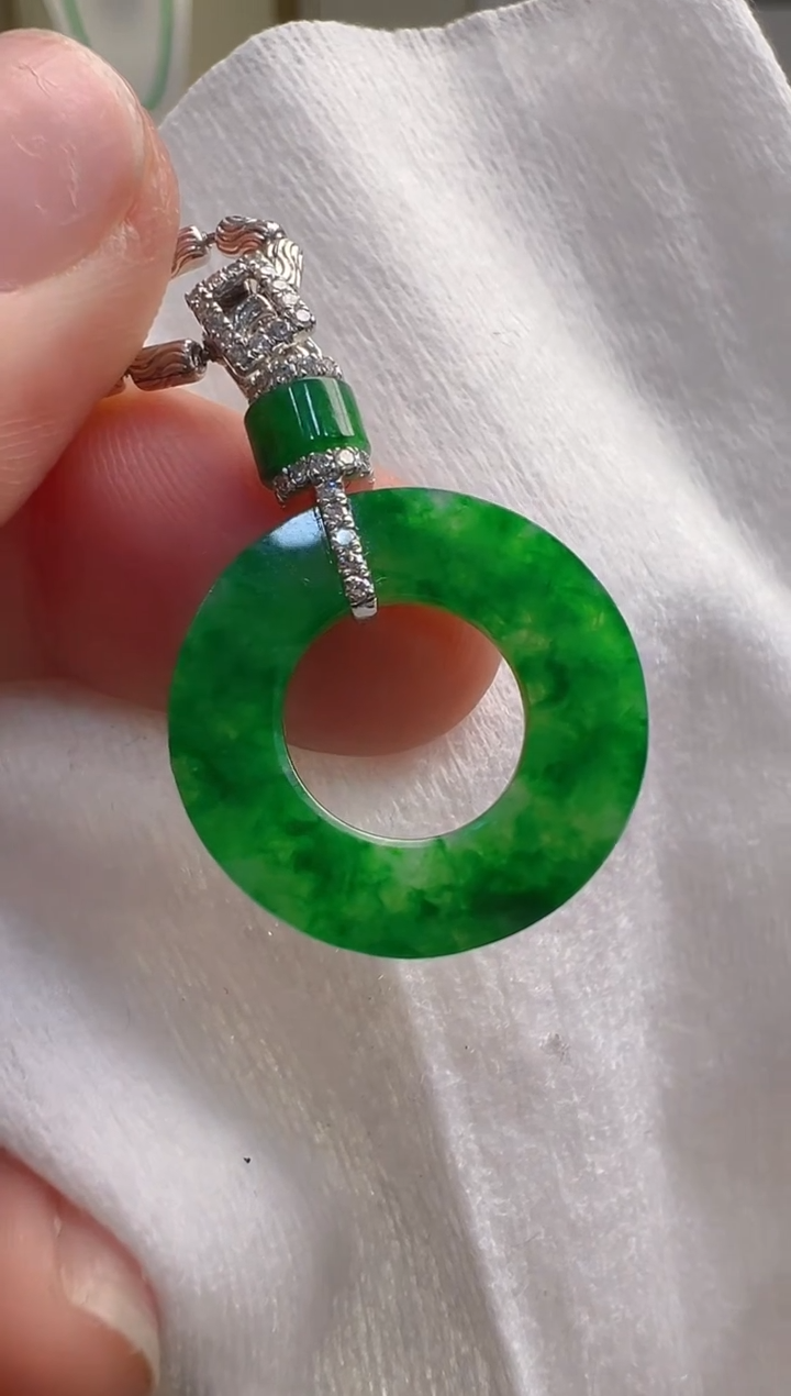 【闪购商品】翡翠吊坠(不含链)18K金镶嵌多样性发货拍一发一