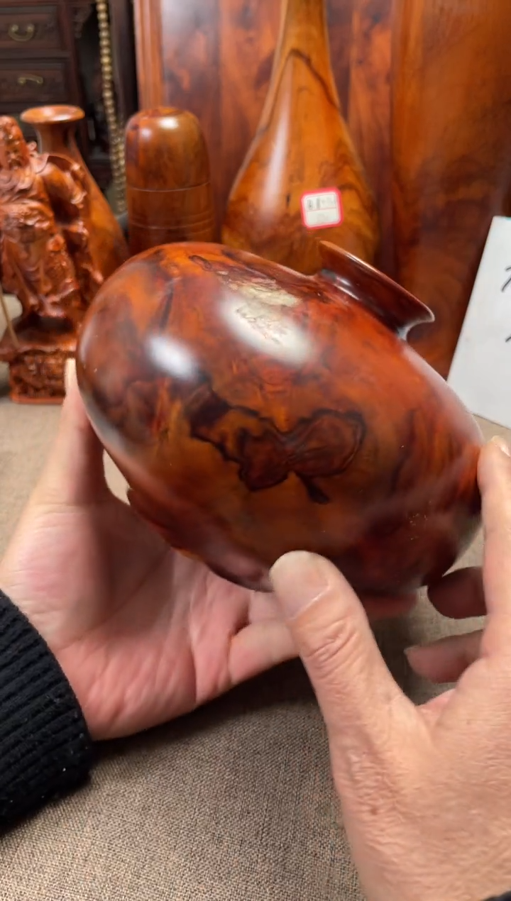 【闪购商品】黄花梨/降香黄檀木艺海黄新料花瓶17.2/12.8