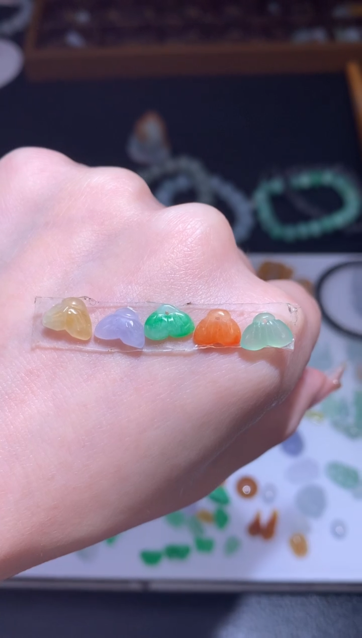 未镶嵌定制翡翠一套鱼尾