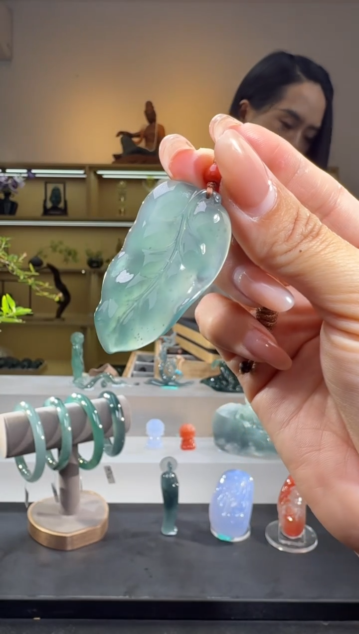 吊坠(不含链)未镶嵌翡翠叶子