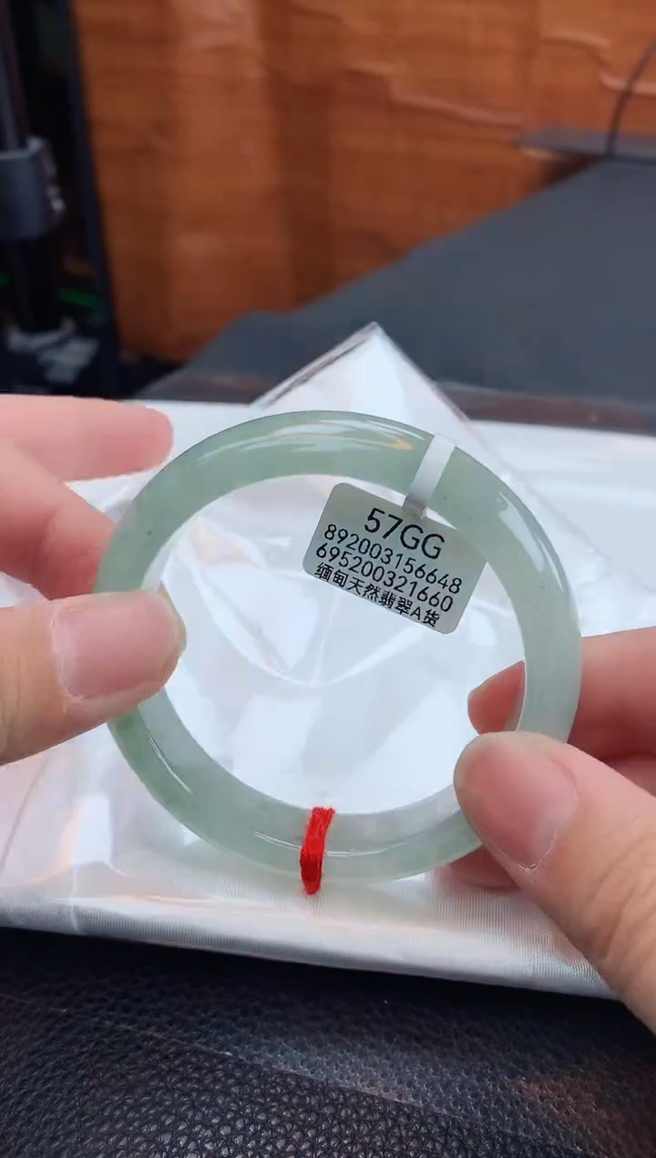 【闪购商品】翡翠手镯未镶嵌缅甸天然翡翠A货手镯