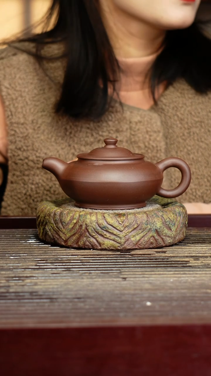 宜兴原矿紫砂壶茶壶宜兴原矿紫砂壶茶壶200C