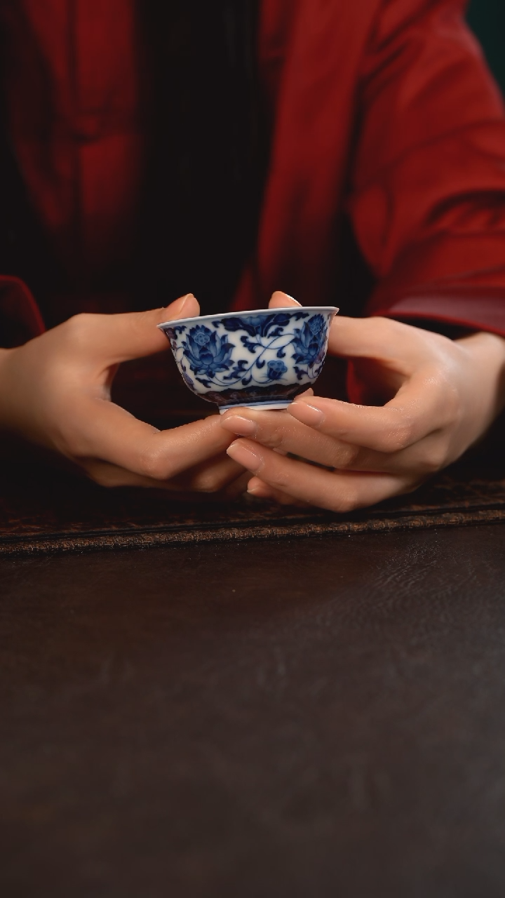 【闪购商品】杯洪印慕明金刚莲撇口杯