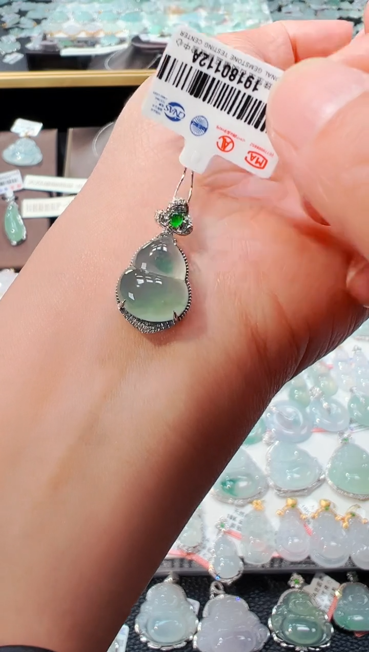 【闪购商品】翡翠吊坠(不含链)18K金镶嵌葫芦吊坠112A