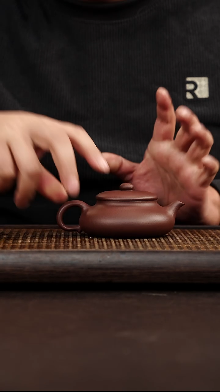 茶壶紫砂宜兴心悦紫砂   紫泥  矮梨