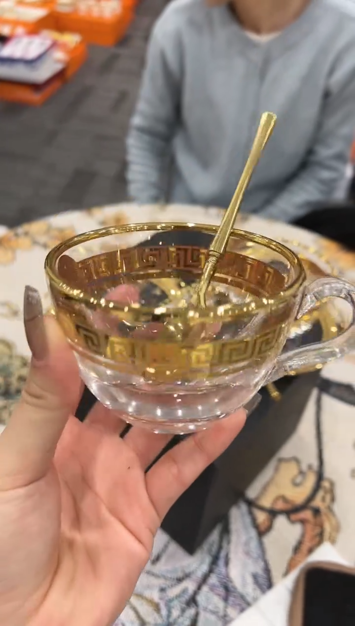 【闪购商品】杯H697------------