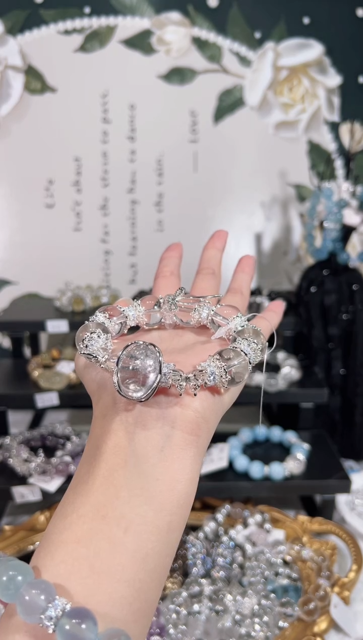 【闪购商品】水晶手链未镶嵌天然水晶默认微瑕 多样性发货发其一