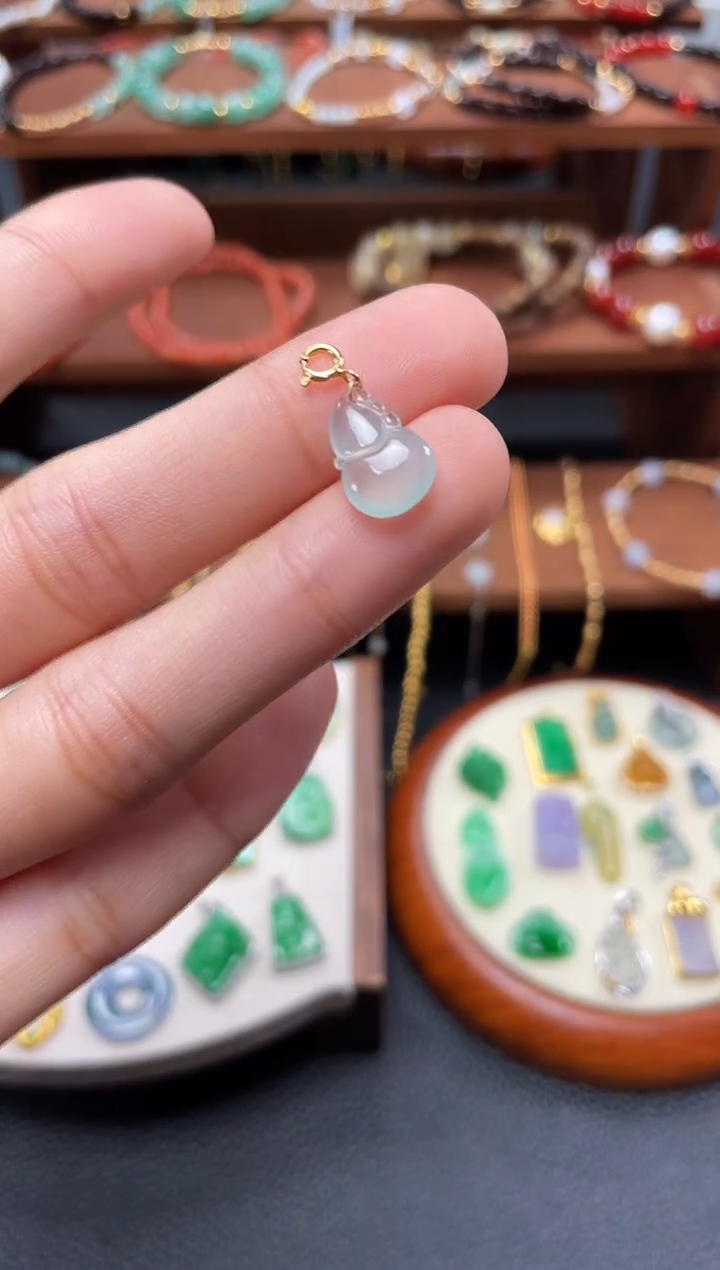 【闪购商品】翡翠吊坠(不含链)18K金镶嵌 一个  JK257