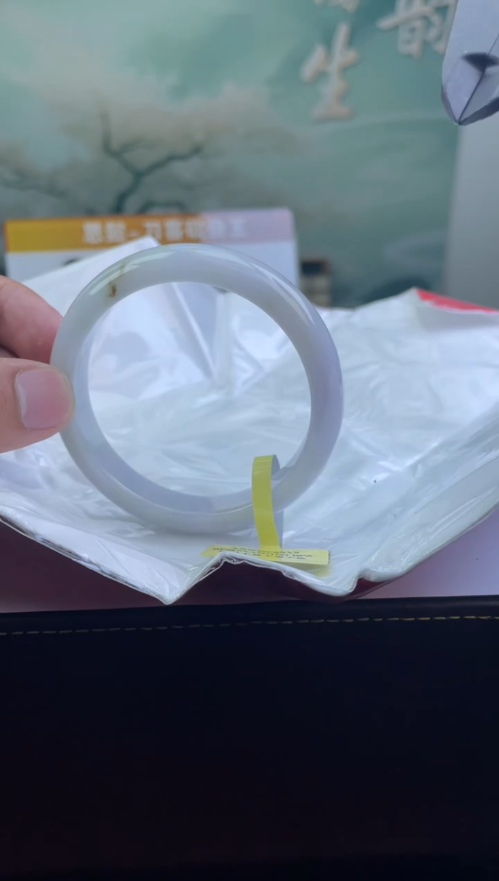 翡翠手镯未镶嵌20翡翠手镯