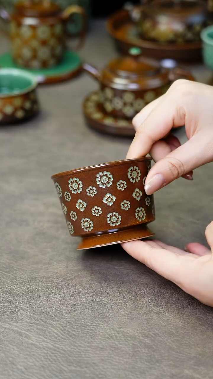 【闪购商品】龙泉青瓷宝相手工容天杯