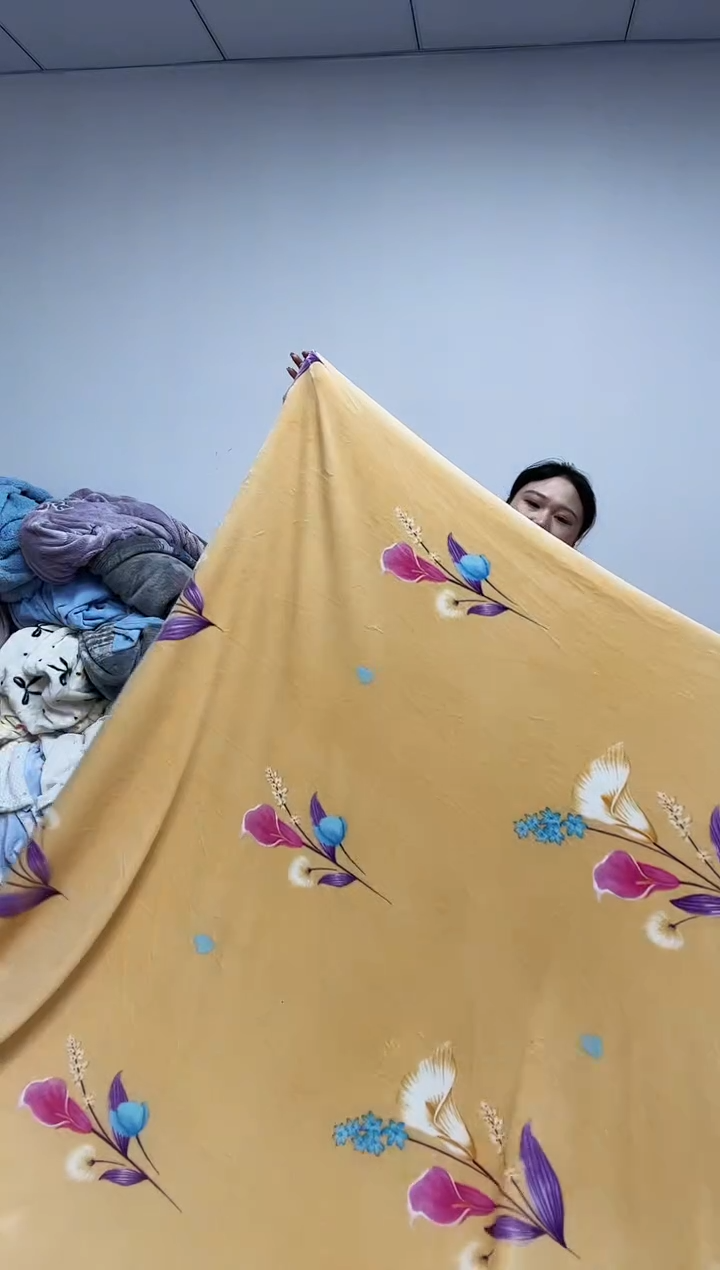 法兰绒4x2.3材质面料尺寸以主播介绍为准单面