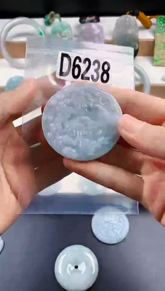 颈饰未镶嵌翡翠天然翡翠吊坠挂件