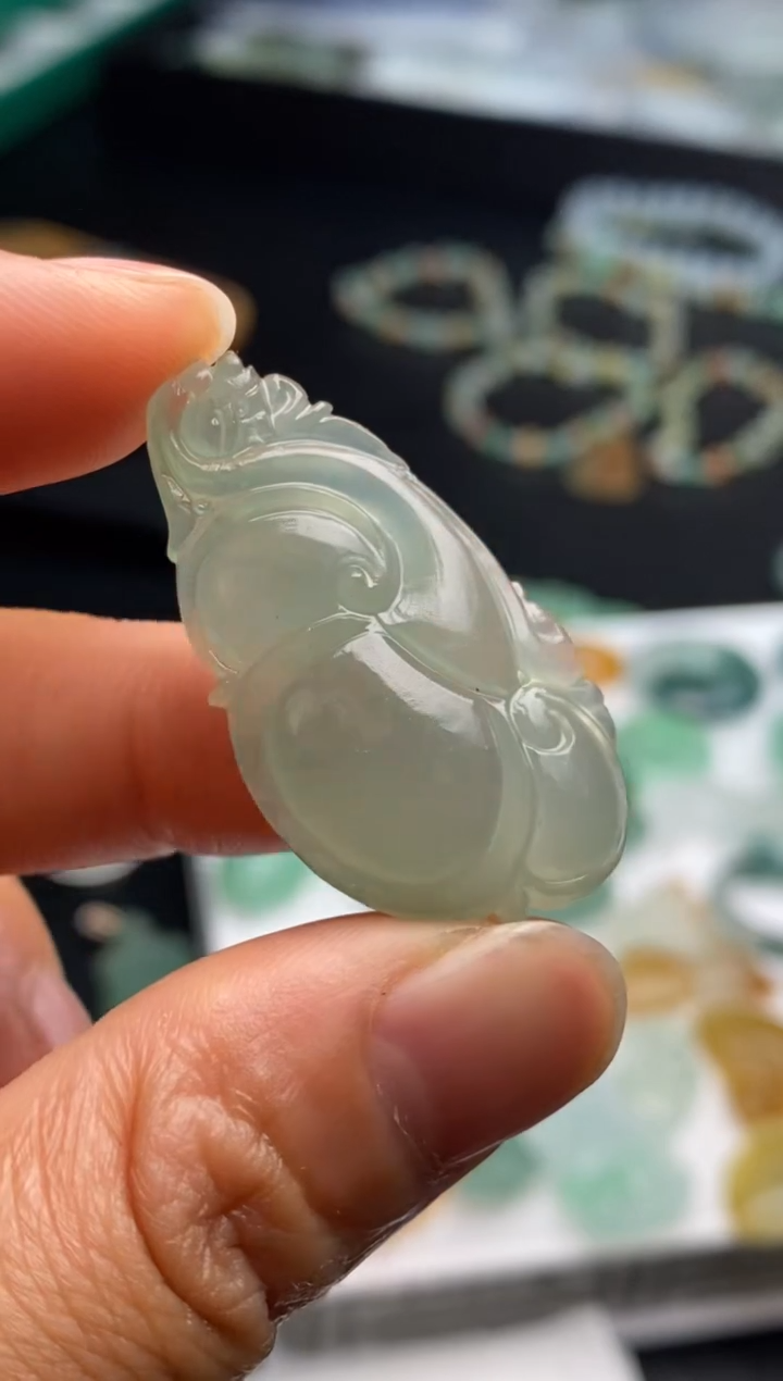 【闪购商品】定制翡翠未镶嵌翡翠毛货~