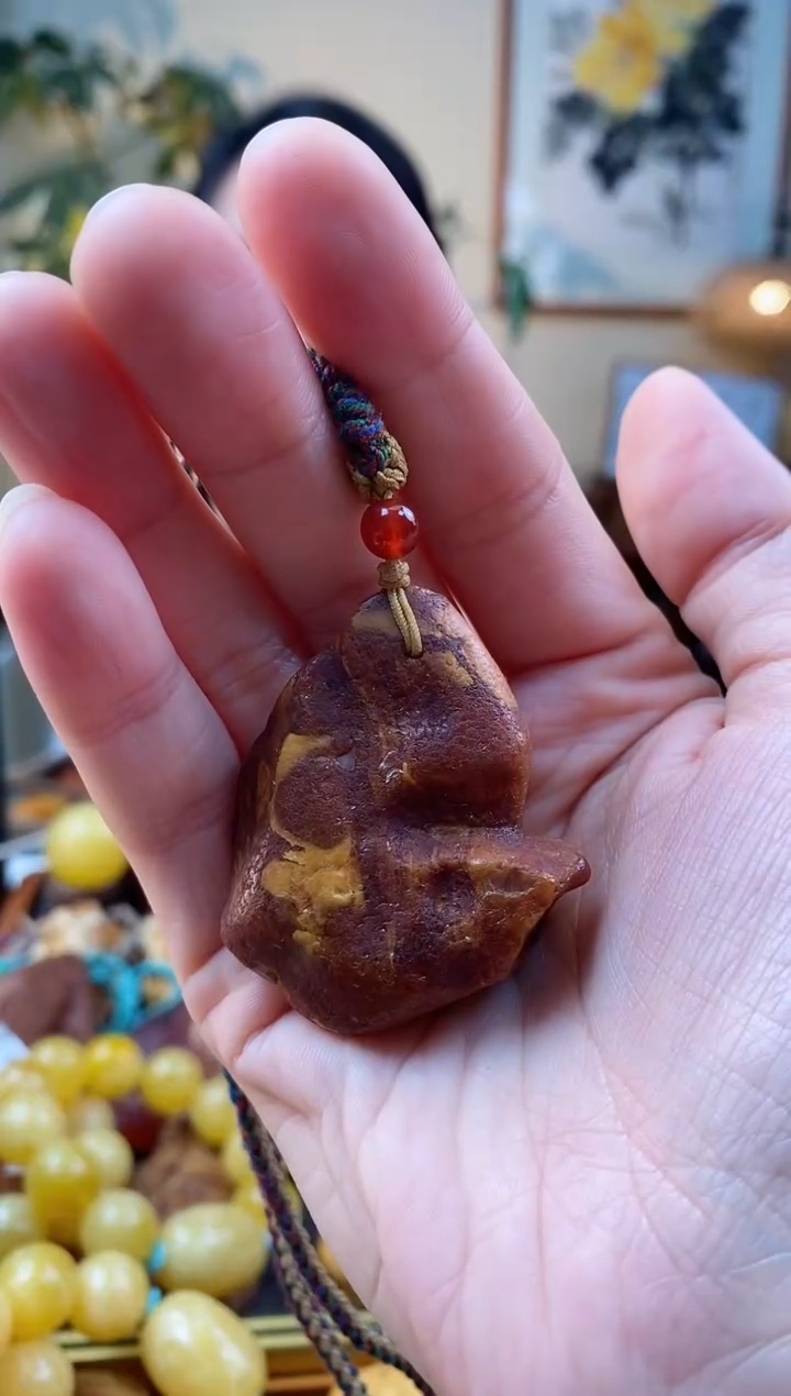 【闪购商品】琥珀颈饰未镶嵌吊坠