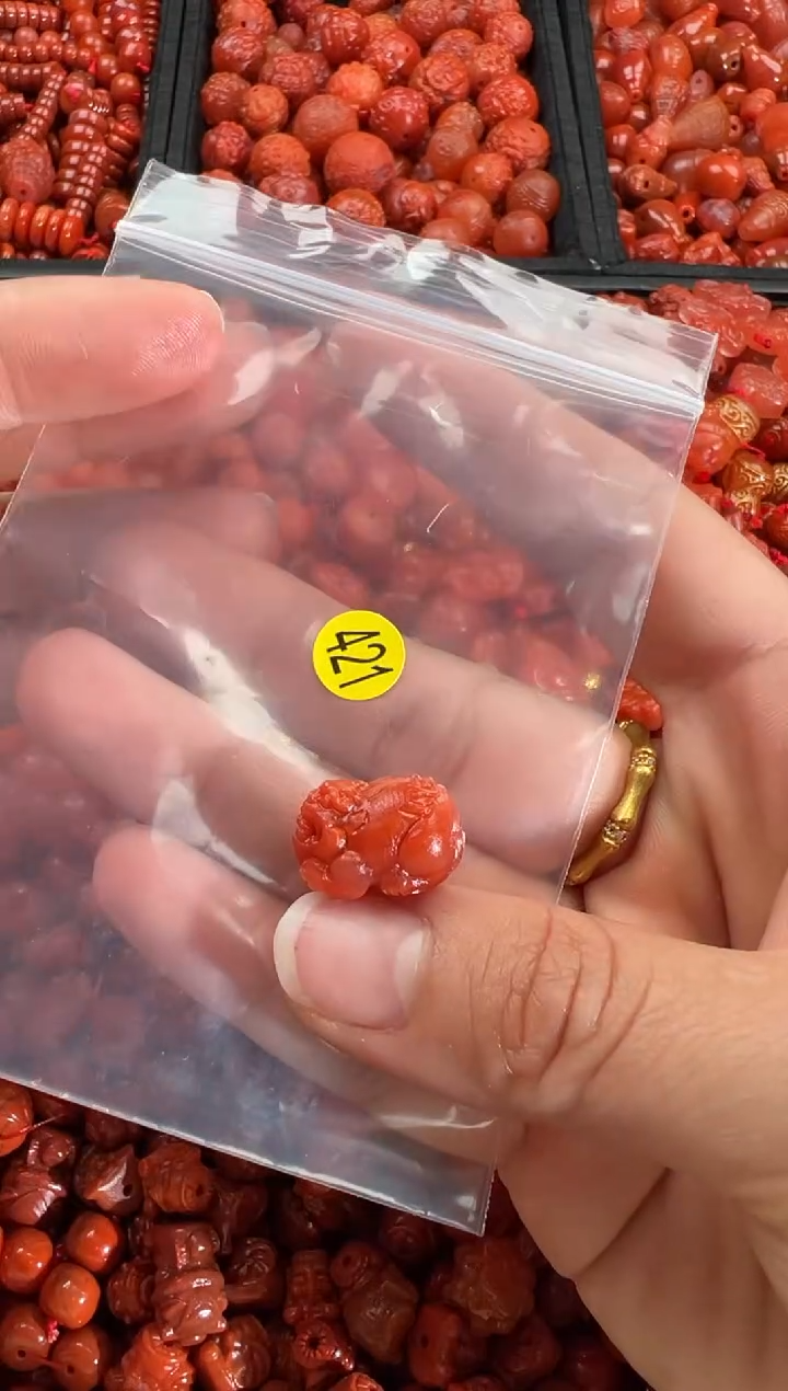 【闪购商品】南红玛瑙颈饰未镶嵌4