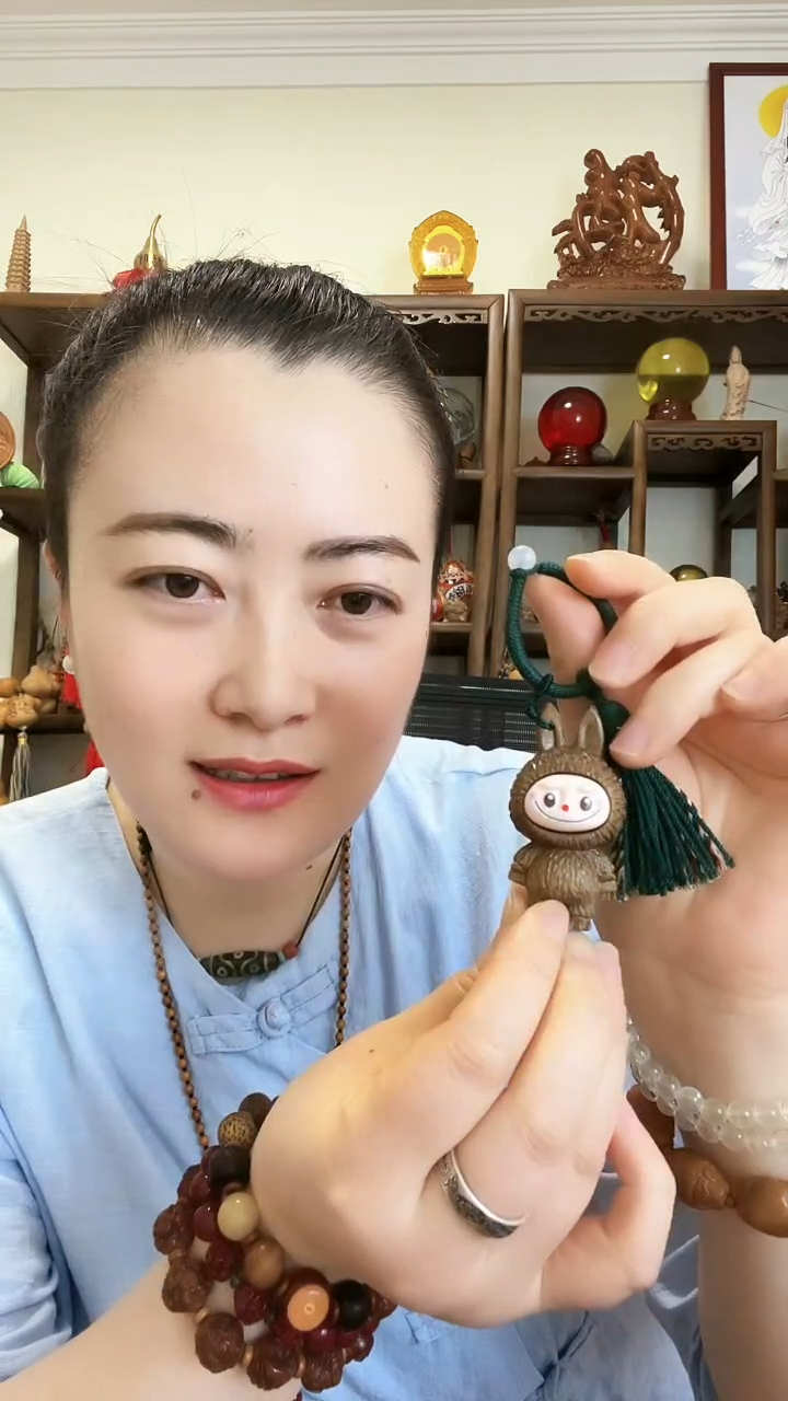 绿檀精灵拉布布挂件 流苏挂绳钥匙扣包包挂件