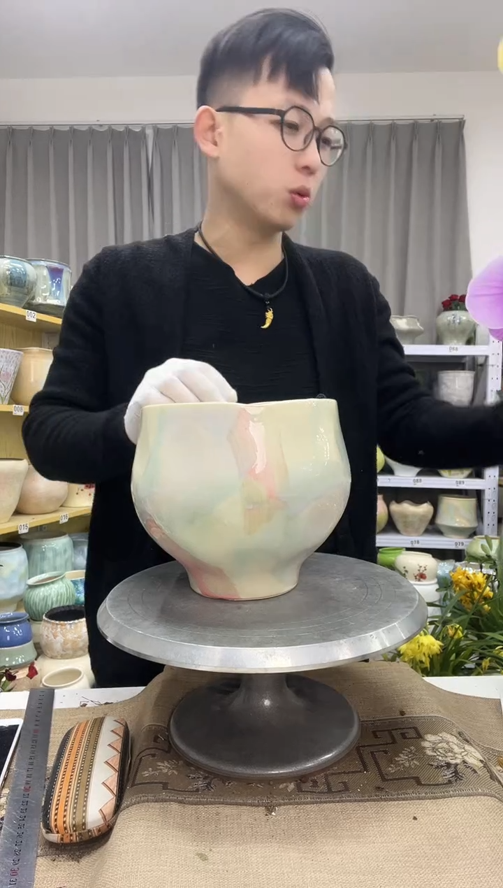 【12.26】花盆链接 高：17  口：17