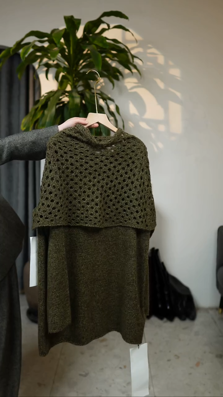 墨绿色两件套毛衣 均码