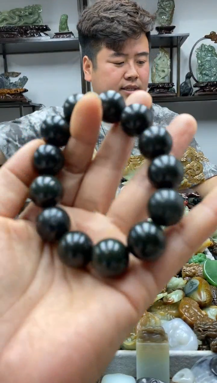 手串未镶嵌和田玉18
