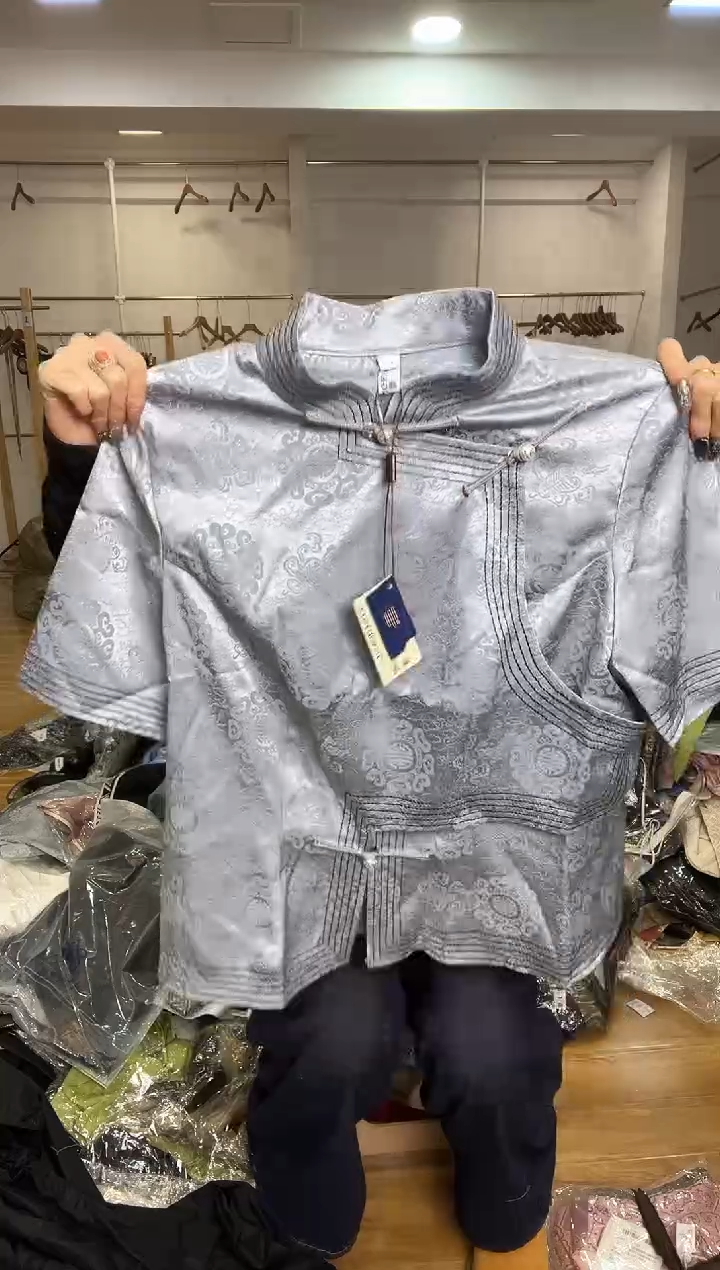 半袖       L码        105-115斤