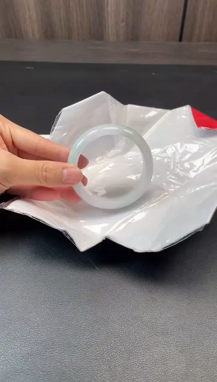 未镶嵌手镯翡翠995