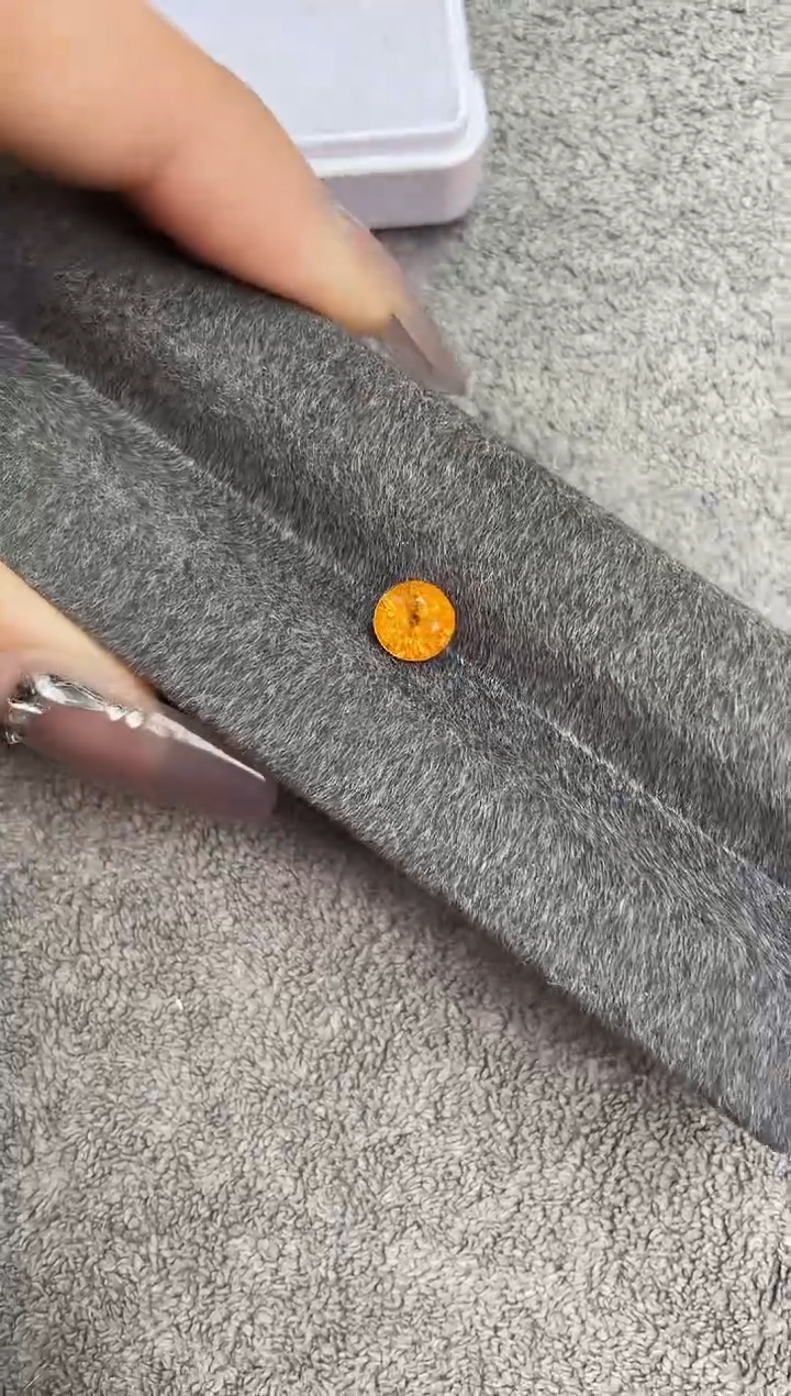 【闪购商品】石榴石（芬达石）裸石未镶嵌1.75克拉