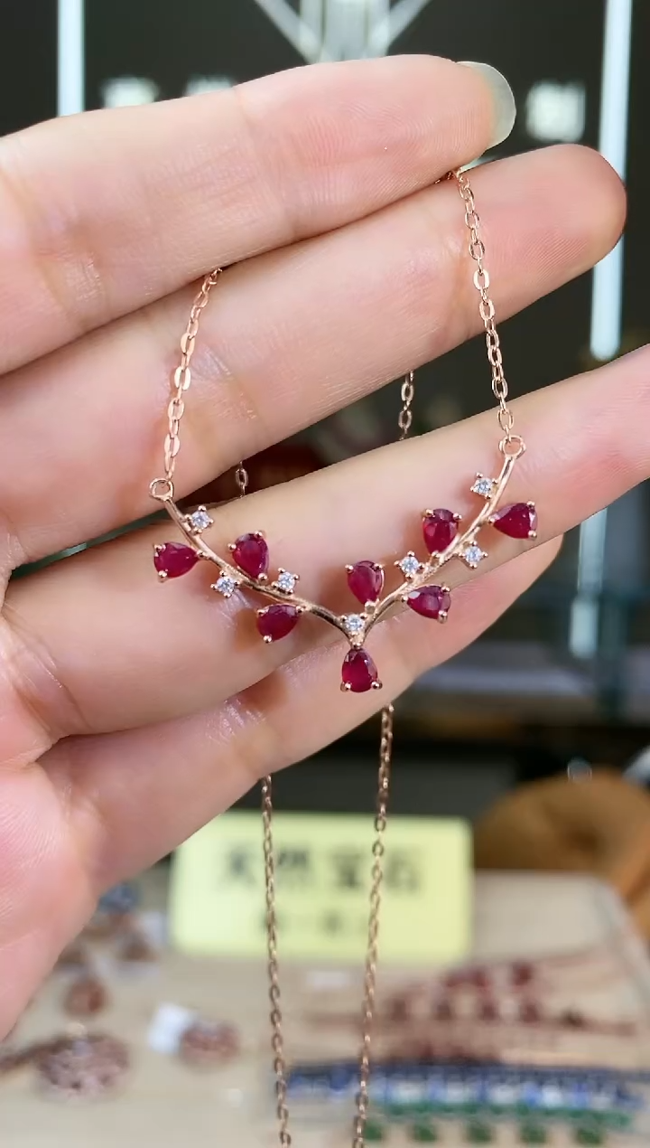【闪购商品】红宝石颈饰银S925镶嵌颈饰