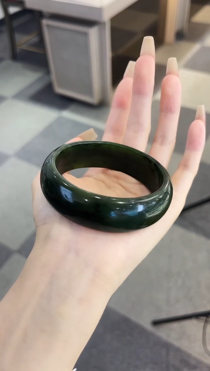 【闪购商品】和田玉手镯未镶嵌多样性发其一碧玉 60