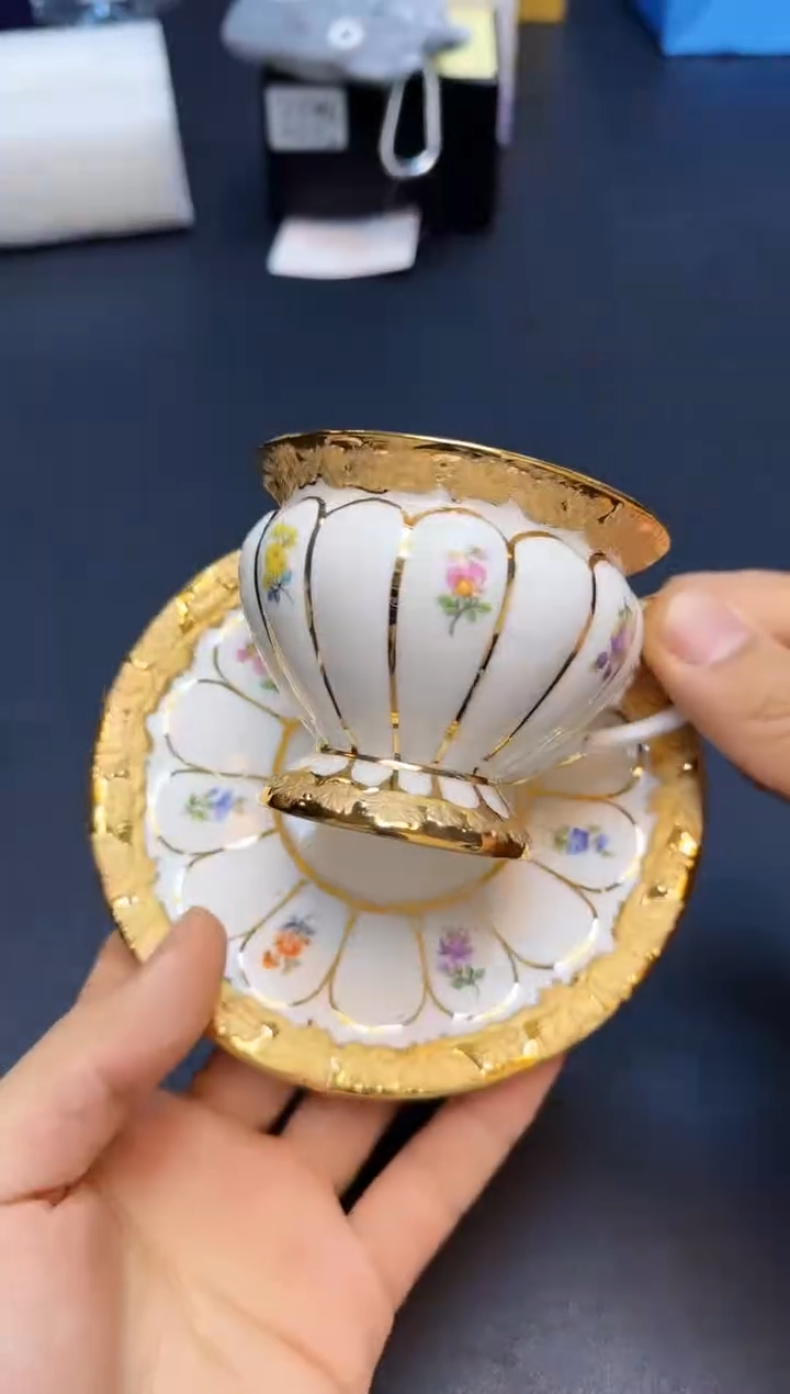 【闪购商品】瓷片全新正品一件不留@@H194