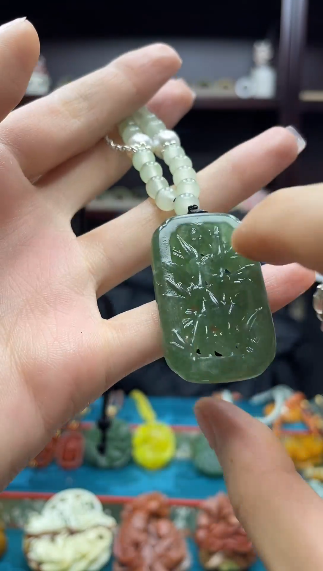 未镶嵌岫玉吊坠·