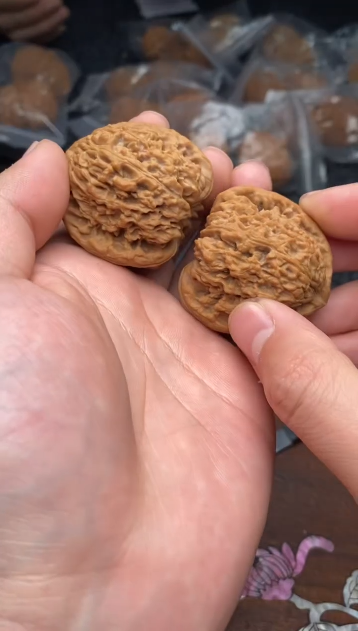 【闪购商品】文玩核桃把件G215号40尺南疆