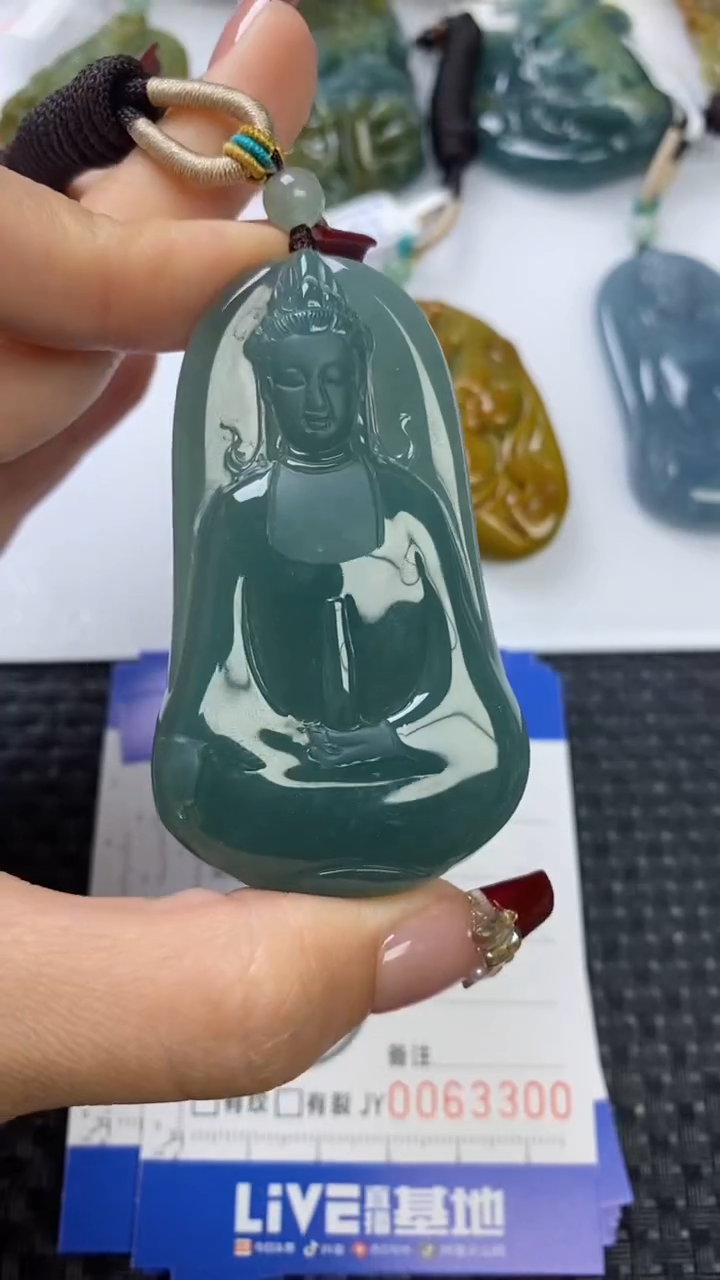 【闪购商品】翡翠颈饰未镶嵌1111111111111111