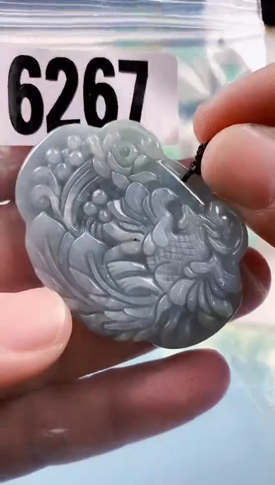 【闪购商品】翡翠挂件未镶嵌天然翡翠吊坠挂件