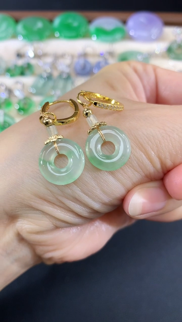 未镶嵌翡翠耳饰111买断不退不换|680