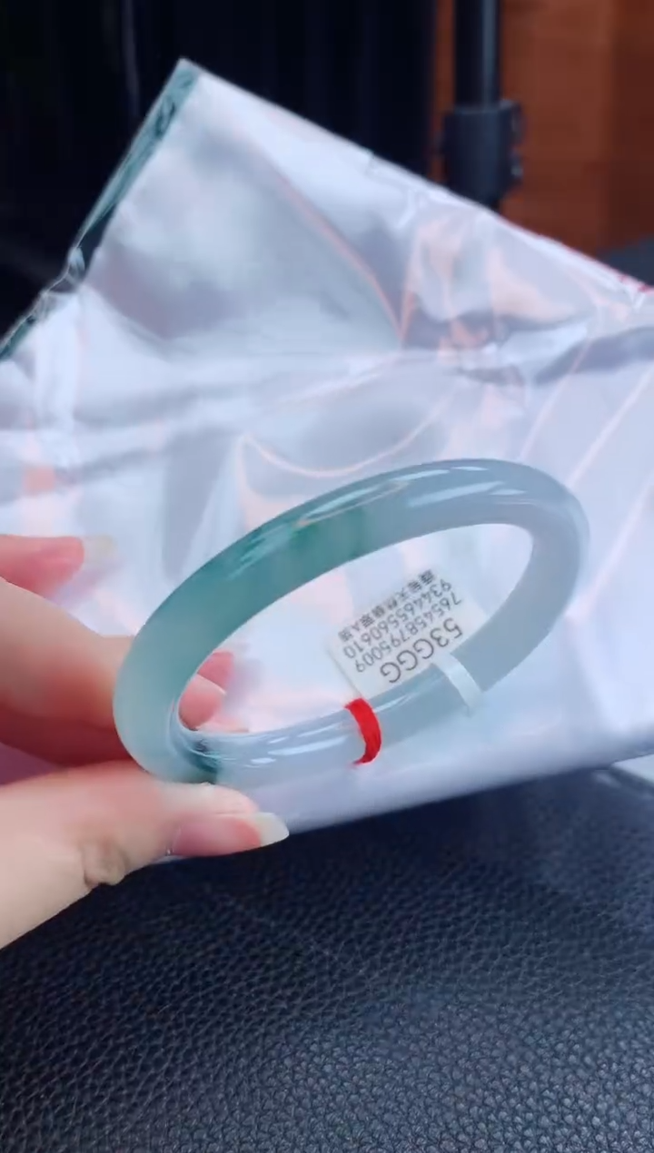 【闪购商品】翡翠手镯未镶嵌缅甸天然翡翠A货手镯