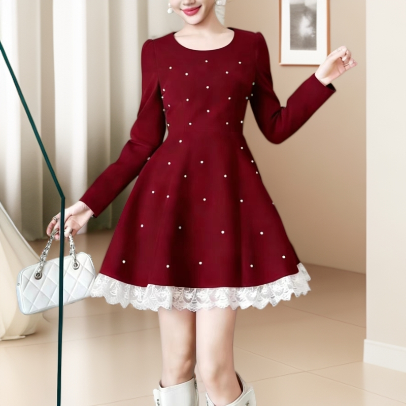 2025冬季新款法式钉珠花边气质连衣裙238*