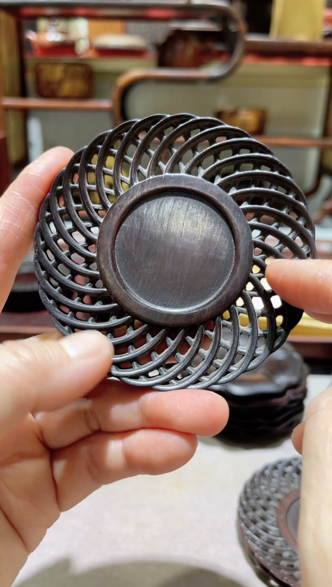 【闪购商品】木精品木雕镂空精工细作