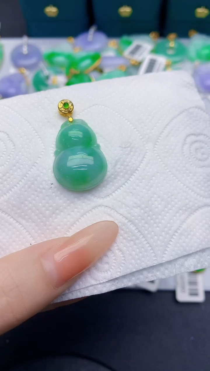 颈饰未镶嵌翡翠缅甸天然翡翠A货