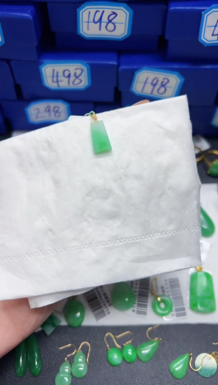 【闪购商品】翡翠颈饰18K金镶嵌Y缅料A货/支持复检/一件