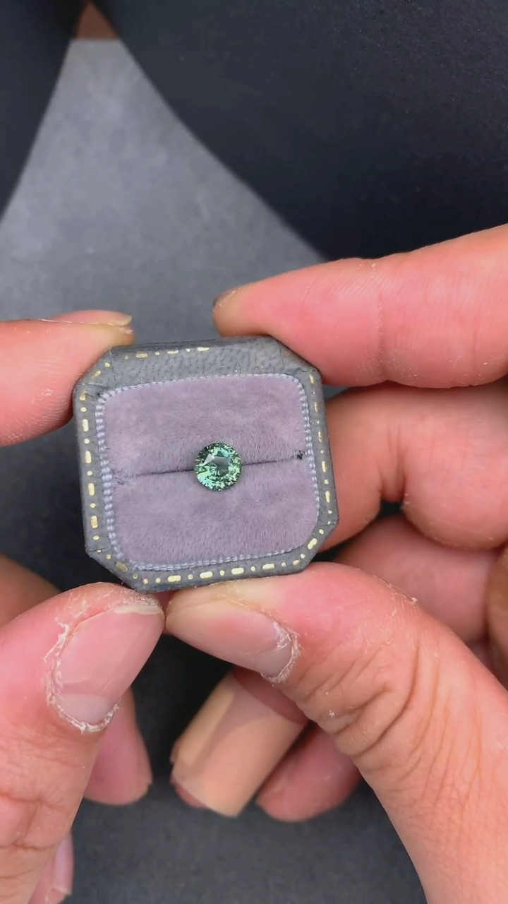 【闪购商品】蓝宝石裸石未镶嵌1.175克拉