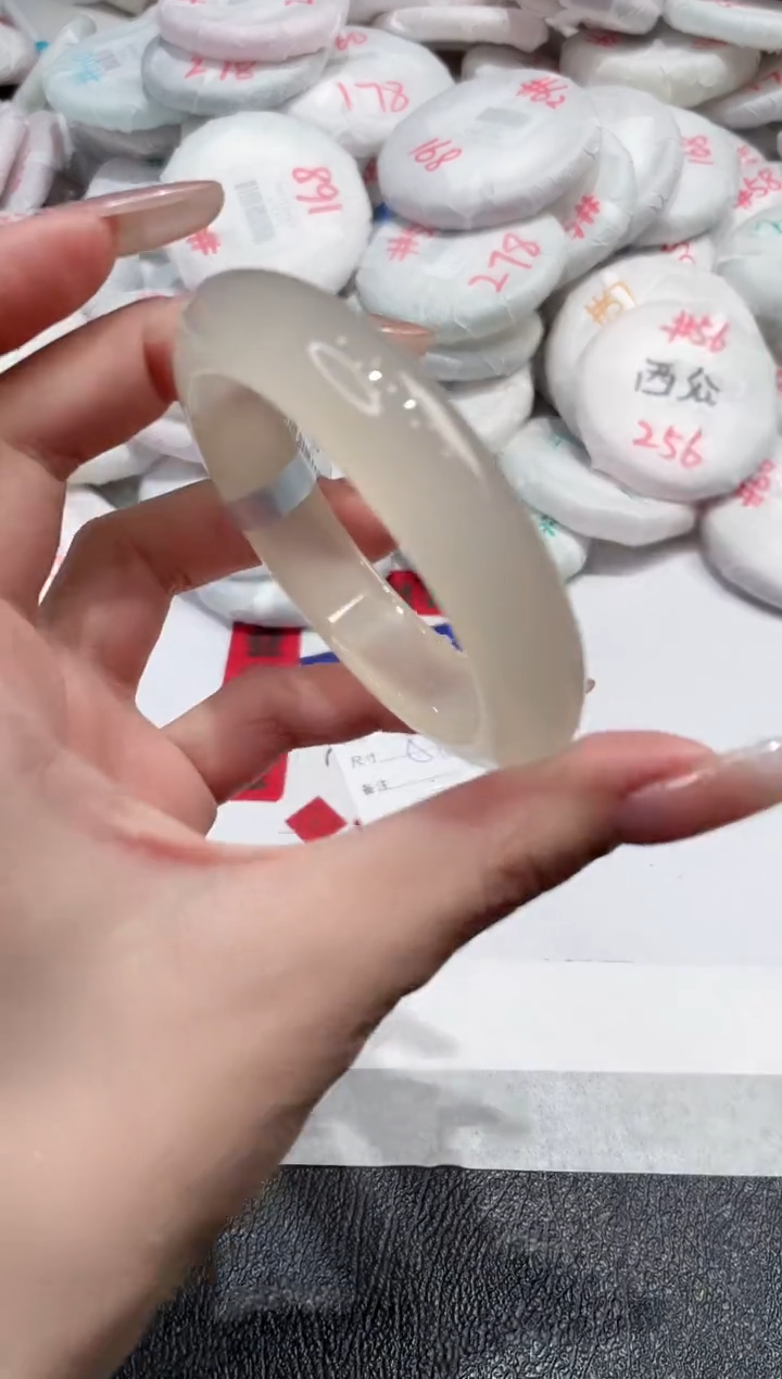 【闪购商品】玛瑙/玉髓手镯未镶嵌-53