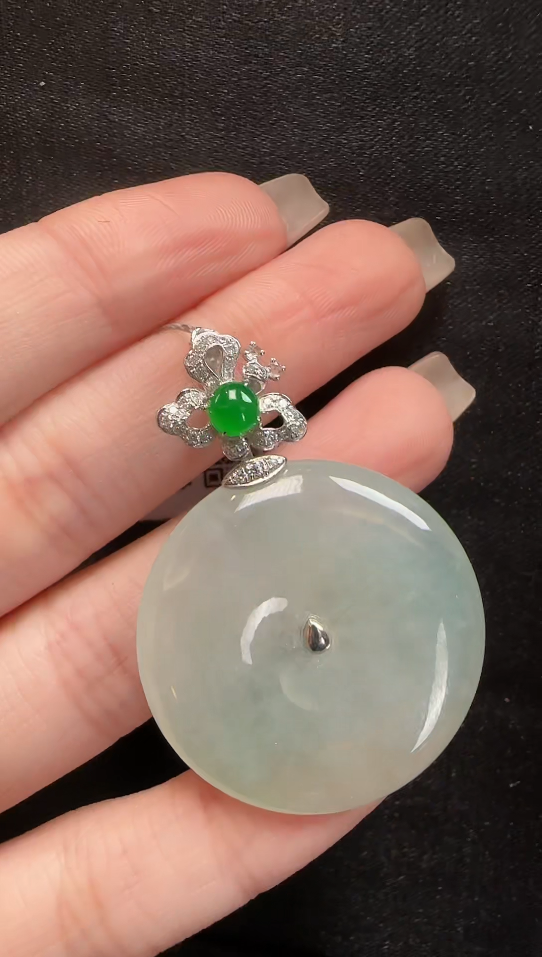 【闪购商品】翡翠颈饰18K金镶嵌139平安扣一个